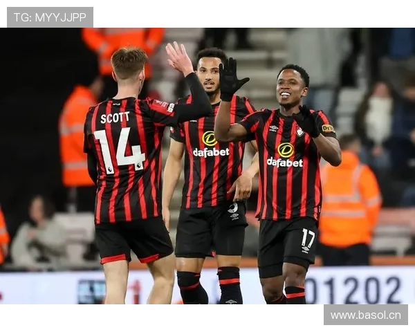 利物浦新周期重建初见成效,对球队未来赛季表现与竞争力形成积极铺垫 利物浦新周期重建初见成效,对球队未来赛季表现与竞争力形成积极铺垫