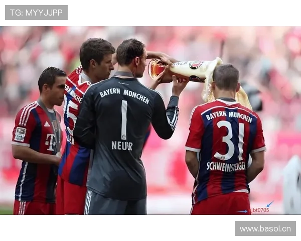 拜仁仍为德甲标杆，但欧冠表现持续承压，关键战能力受检验