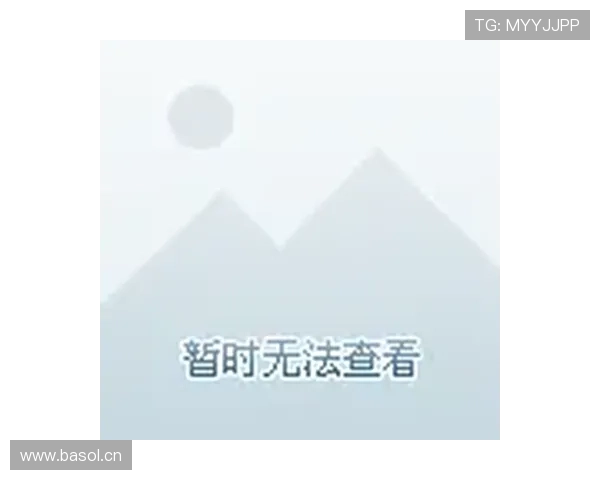 莫德里奇的衣柜比我房子还值钱,看到那鞋柜我又想买机票又想辞职 莫德里奇的衣柜比我房子还值钱,看到那鞋柜我又想买机票又想辞职